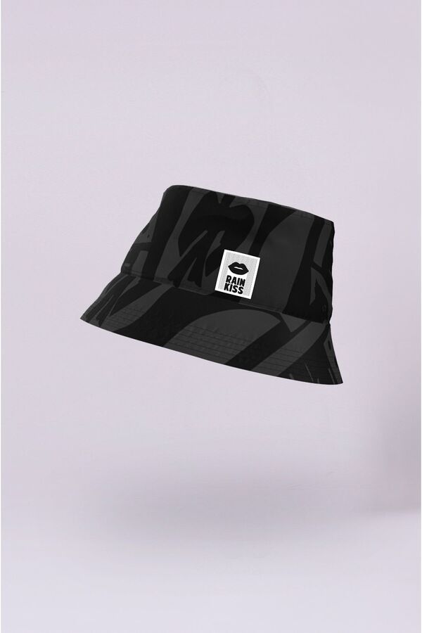 Bucket Hat  Back to Black